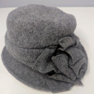 Something Special Elegant Gray 100% Wool Hat